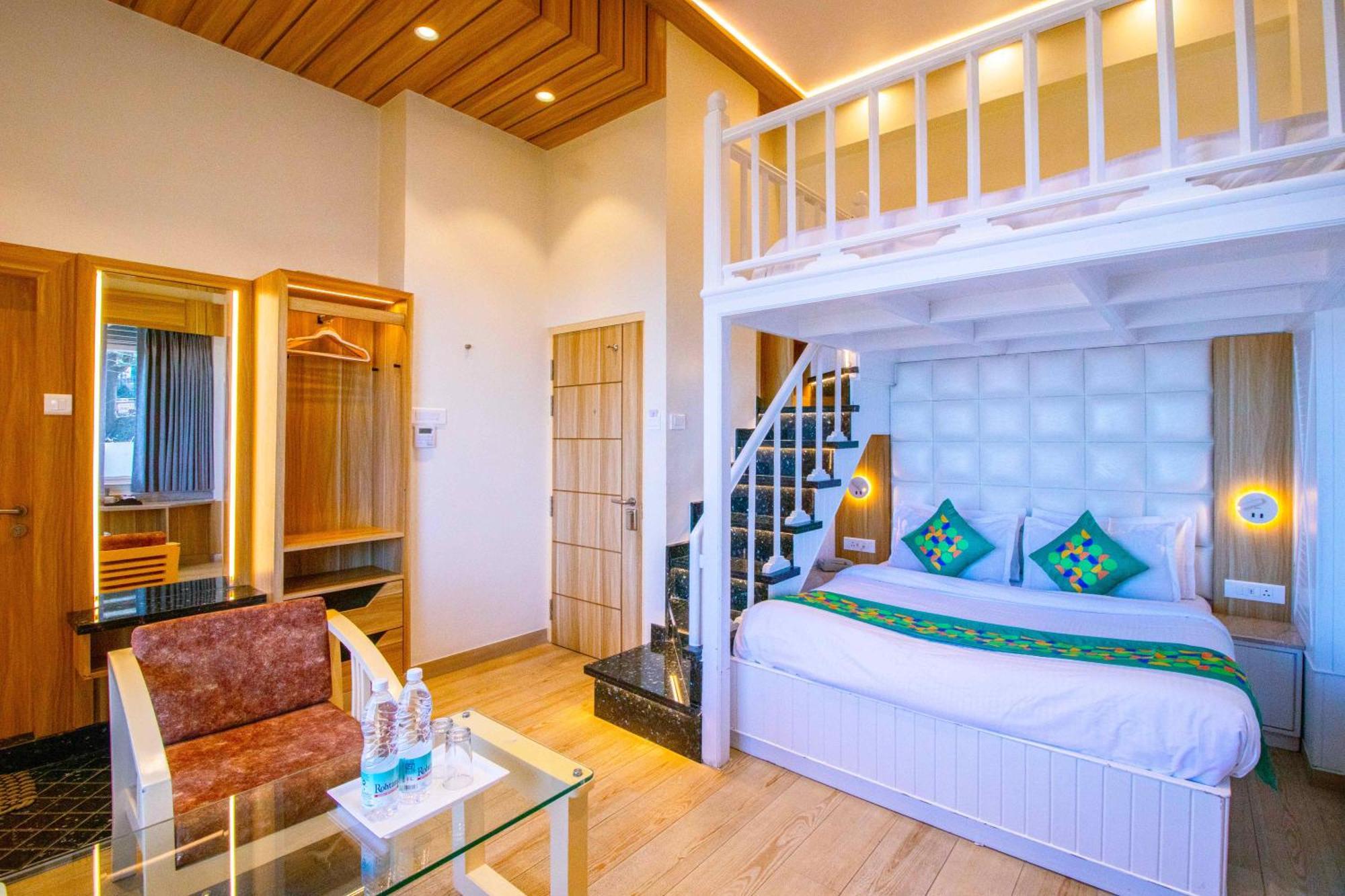 Treebo Varuna With Mountain View Shimla Exterior photo