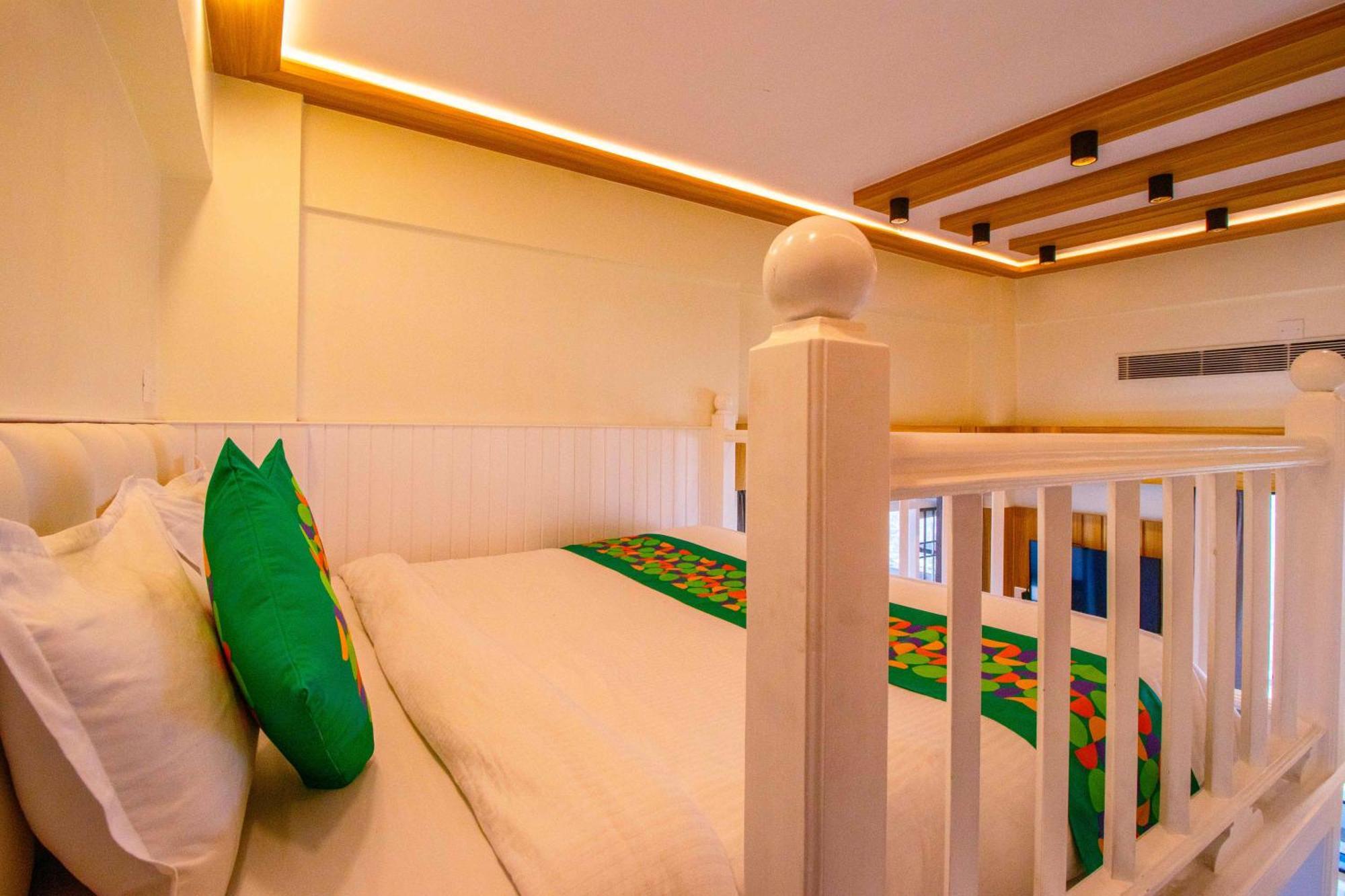 Treebo Varuna With Mountain View Shimla Exterior photo