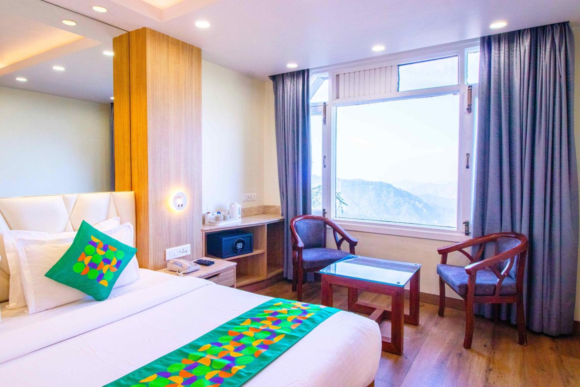 Treebo Varuna With Mountain View Shimla Exterior photo